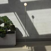Northern LED-Akku-Stehleuchte Snowball, graubeige, 2.700 K