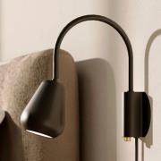 Nuura Wandstrahler Anoli, schwarz, Metall, GU10, Stecker