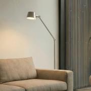 Lucande Stehleuchte Silka, 173 cm, nickel satin, verstellbar