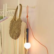 LED-Wandlampe Talk, blau/orange, Länge 30 cm, Eisen/Glas